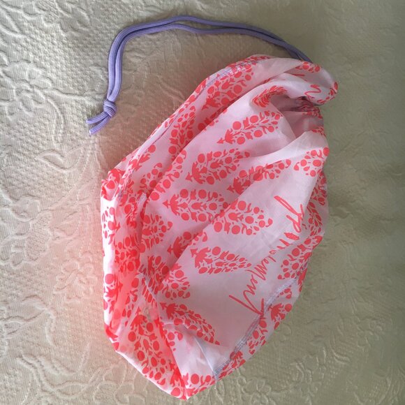 Free People water resistant tote and pull string bags bundle - Picture 3 of 4